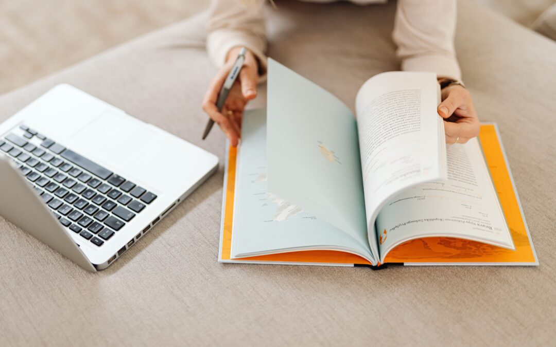 5 Top B2B Sales Books for 2023