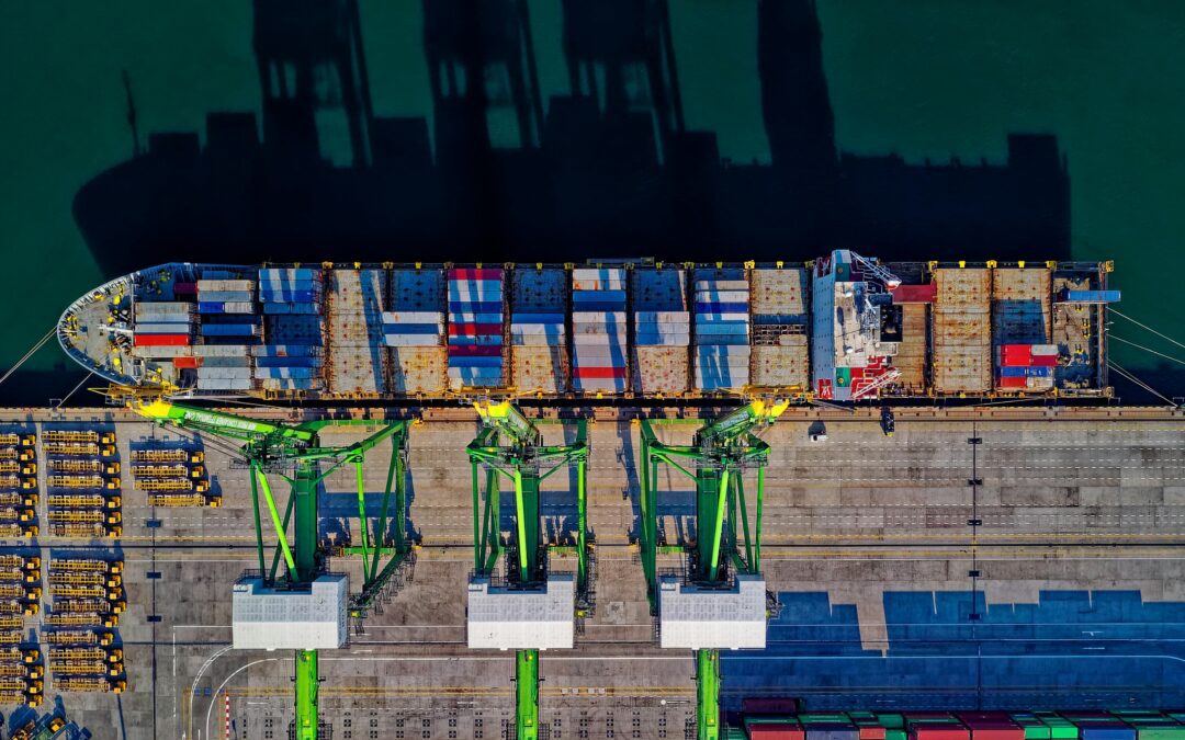 Top 5 Best B2B Data Providers for Logistics Companies in 2026 (Reviewed)